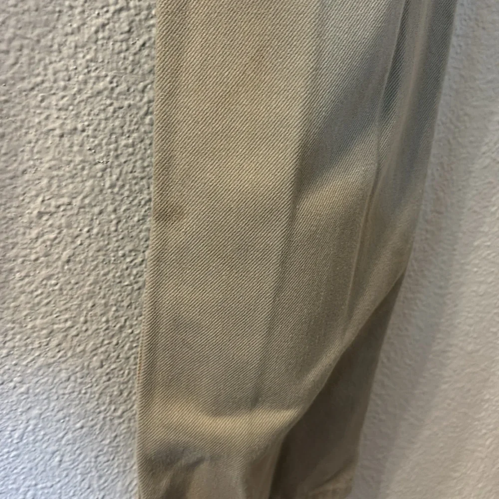Hollister tan straight leg jeans size 28X30
